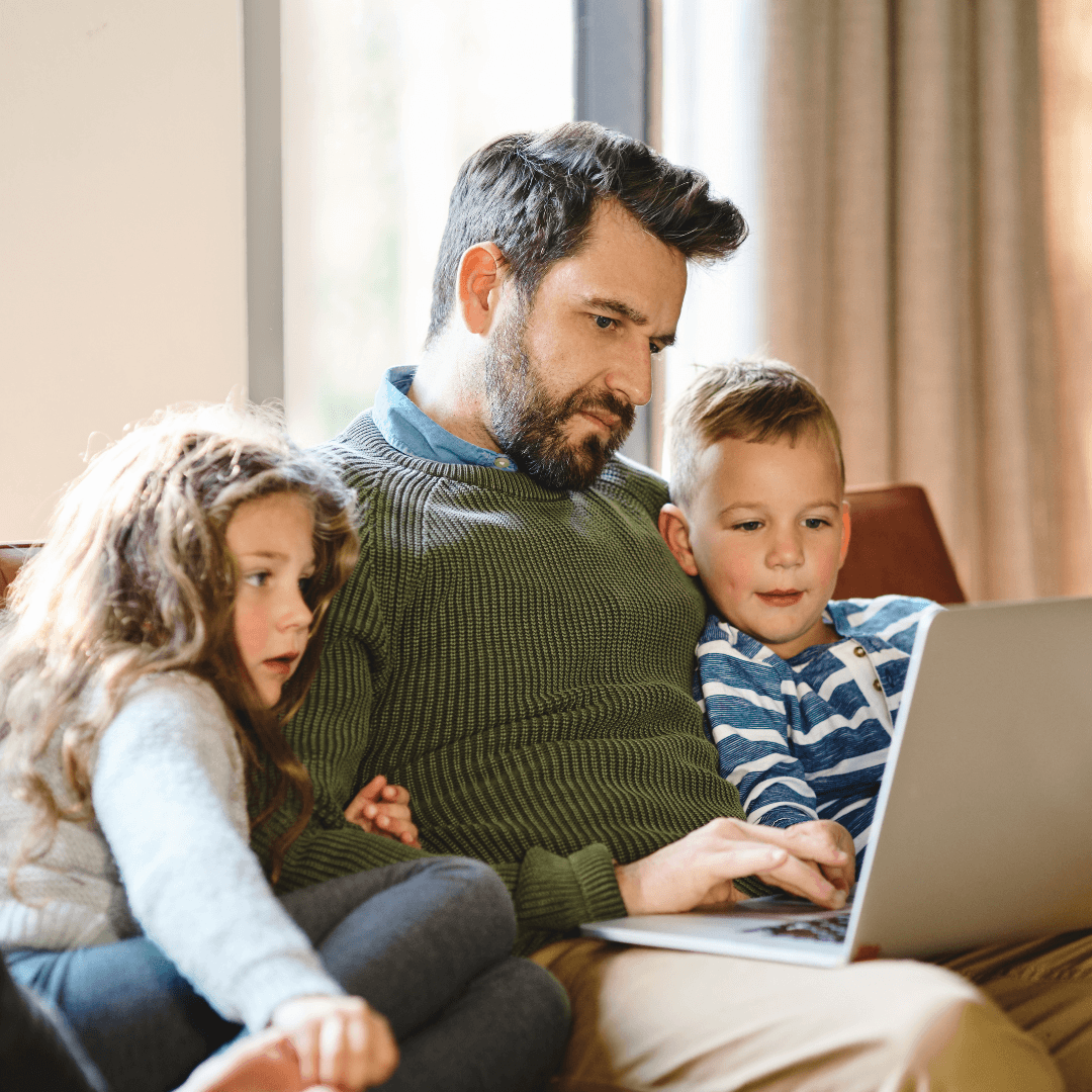 average screen time by age usa